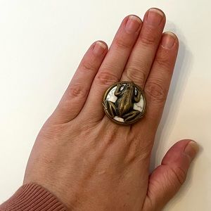 Jan Michaels San Francisco Frog Ring - Statement Piece Brass